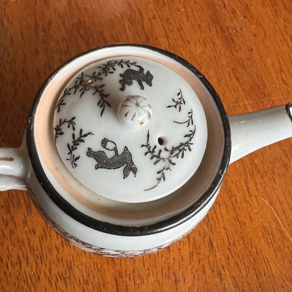 Rare Antique Nippon Child’s Tea Set Creamer Cups Animals Girl White Porcelain - Picture 8 of 16